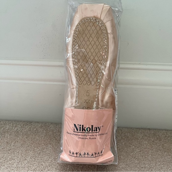 NWT Nikolay 3007 “Pro” Pointe Shoes 5XX - Picture 6 of 6